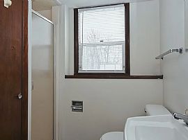 1923 S 17th St, Grand Forks, Nd 58201 House For Renr in Grand Forks, ND (Photo 8 of 12)