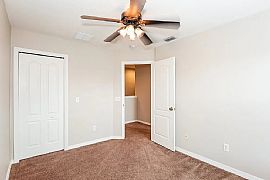 Beautiful  4bth 2bath  Ruskin, Fl 33570 in Ruskin, FL (Photo 10 of 12)