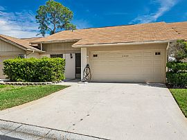 4054 Shoreside Cir, Tampa, Fl 33624 in Tampa, FL