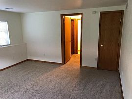 Single Family Homes For Rent  in Aurora, CO (Photo 3 of 7)