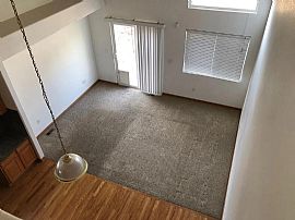 Single Family Homes For Rent  in Aurora, CO (Photo 5 of 7)