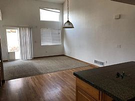 Single Family Homes For Rent  in Aurora, CO (Photo 6 of 7)