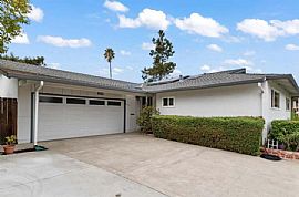 House For Rent 3 Bedroom 2 Bathroom in Fantastic Location in Sunnyvale, CA (Photo 2 of 9)