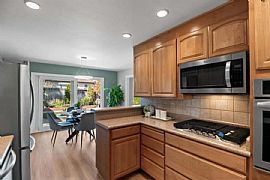 House For Rent 3 Bedroom 2 Bathroom in Fantastic Location in Sunnyvale, CA (Photo 6 of 9)