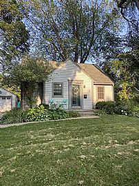 317 East Sunset Court, Madison, Wi 53705 in Madison, WI