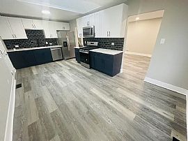 5900 34th Avenue, Kenosha, Wi 53144 in Kenosha, WI (Photo 5 of 12)