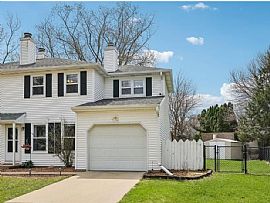 Conservance and Sandburg Woods Walk/bike Path. 3 Bedroom in Madison, WI