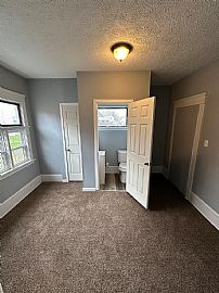 4 Bedroom, 1.5 Bathroom Single-Family Home in Canton, OH (Photo 3 of 9)