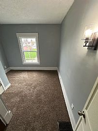 4 Bedroom, 1.5 Bathroom Single-Family Home in Canton, OH (Photo 5 of 9)