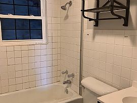 2beds , 1 Baths Home  in McAlester, OK (Photo 3 of 10)