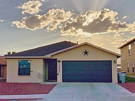 Great Home Conveniently Located N in El Paso, TX