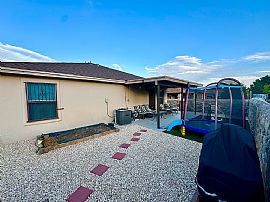 Great Home Conveniently Located N in El Paso, TX (Photo 8 of 10)