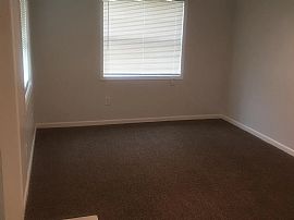 Charming Renovated Home For Rent Walk to Shops and Dining! in Lakeland, FL (Photo 8 of 10)