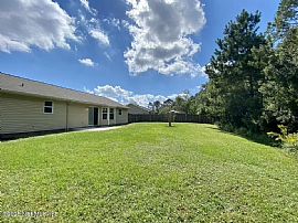 Updated 3-Bed, 2-Bath Home with Expansive Fully-Fenced Backyard in Jacksonville, FL (Photo 11 of 11)