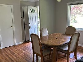 Charming 4 Bed, 2bath Home with Updated Kitchen and Off-Street  in Indianapolis, IN (Photo 5 of 10)