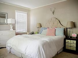 Charming 3-Bedroom Bungalow in Briarcliff Height in Atlanta, GA (Photo 3 of 10)