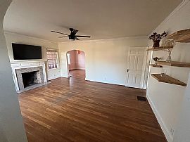 Freshly Painted Family Friendly Home For Rent. in Atlanta, GA (Photo 2 of 10)