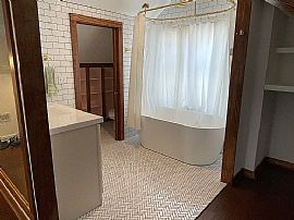 Freshly Painted Family Friendly Home For Rent. in Atlanta, GA (Photo 8 of 10)