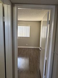 2 Beds 2 Baths - Apartment in Anaheim, CA (Photo 5 of 8)