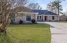 8236 Hot Springs Dr N in Jacksonville, FL