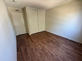  2 Bedroom 2 Bath Condo, Kitchen,Granite Countertop Available  in Huntington Beach, CA (Photo 4 of 10)