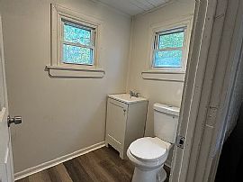 Remolded and Spacious, Updated Home Available  in Akron, OH (Photo 4 of 10)