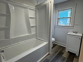 Remolded and Spacious, Updated Home Available  in Akron, OH (Photo 6 of 10)