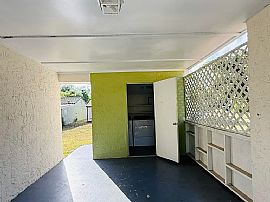 Charming 2 Bedroom and 2bath Available For Immediate Move In. in Orlando, FL (Photo 8 of 11)