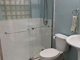 Amazing 2bedroom and 2bath Available and Ready For Move In. in Orlando, FL (Photo 3 of 12)