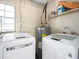 Brand New 3bedroom and 2bathroom Available For Rent. in Orlando, FL (Photo 4 of 12)