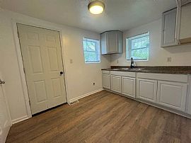 3114 Tubman Ave, Dayton, Oh 45417  Move in and You Will Love It in Dayton, OH (Photo 6 of 8)