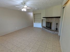 Freshly Painted Inside and Recently Painted Eves and Soffit 3/2 in Houston, TX (Photo 2 of 9)