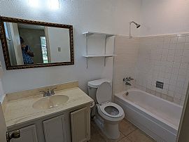 Freshly Painted Inside and Recently Painted Eves and Soffit 3/2 in Houston, TX (Photo 5 of 9)