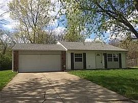 Welcome Home to This Beautiful 3-Bedroom, 1.5-Bath Ranch Nestle in Indianapolis, IN