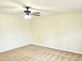 Welcome Home to This Beautiful 3-Bedroom, 1.5-Bath Ranch Nestle in Indianapolis, IN (Photo 2 of 9)