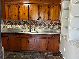 Comfortable 3 Bedroom Home in New Orleans, LA