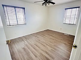 Great Home Conveniently 3 Bed and 2 Bath Available  in Cincinnati, OH (Photo 8 of 10)