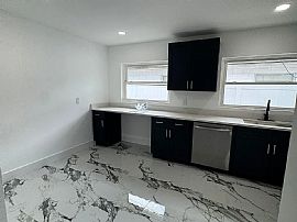 Amazing 3bedroom Perfect For a Family Home. in Tampa, FL (Photo 7 of 10)