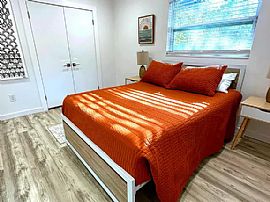 A Beautiful 2bedroom and 2bathrom Home. in Tampa, FL (Photo 10 of 12)