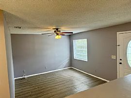 Don'T Miss Out on This Amazing 3 Bedroom Home. in Tampa, FL (Photo 3 of 10)