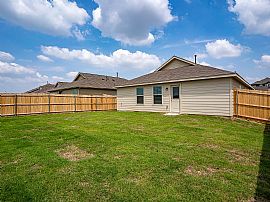 This Beautiful, Newer Home in The Sought-After Neighborhood Dfw in Fort Worth, TX (Photo 12 of 12)
