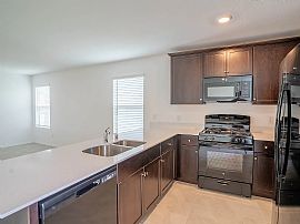 This Beautiful, Newer Home in The Sought-After Neighborhood Dfw in Fort Worth, TX (Photo 3 of 12)