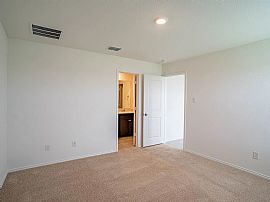 This Beautiful, Newer Home in The Sought-After Neighborhood Dfw in Fort Worth, TX (Photo 7 of 12)