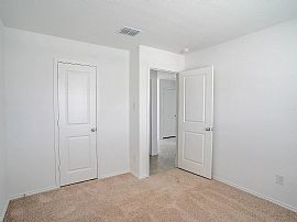 This Beautiful, Newer Home in The Sought-After Neighborhood Dfw in Fort Worth, TX (Photo 8 of 12)