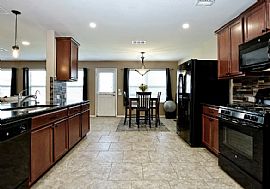 Spacious and Updated 4-Bedroom Home in Prime Location in Austin, TX (Photo 4 of 12)