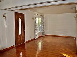 Superb 2bedroom Home Available For Rent.  in Sacramento, CA (Photo 4 of 6)