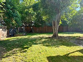 Superb 2bedroom Home Available For Rent.  in Sacramento, CA (Photo 5 of 6)