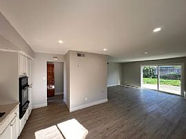 Immaculate 3 Bedroom 2 Bathroom Home. in Sacramento, CA (Photo 6 of 12)