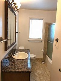  Charming 3 Bedroom Home with Sweet Interior! in Sacramento, CA (Photo 8 of 10)