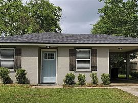 Move-In Ready with Lots of Updates in One of The Most Popular N in Jacksonville, FL